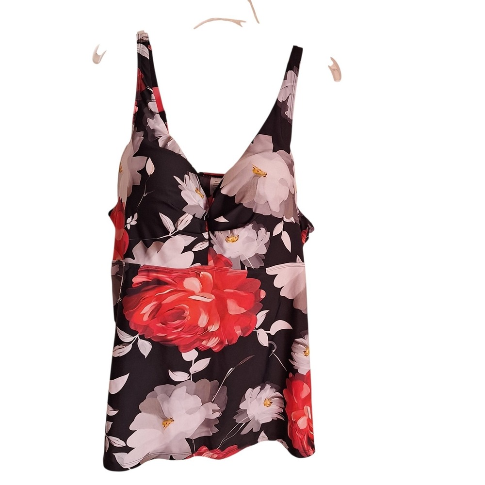 MeetCurve Womens 3XL Swimsuit Top Black Red Floral Adjustable Straps Padded Bust